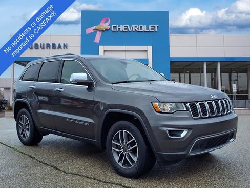 Used 2019 Jeep Grand Cherokee Limited w/ Trailer Tow Group IV image 3