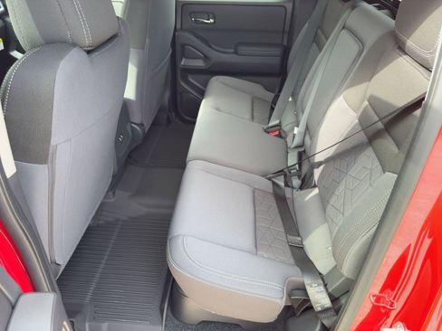 New 2026 Nissan Frontier SV w/ Tow Package image 15