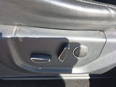 Used 2019 Ford F250 Lariat w/ Lariat Ultimate Package image 17