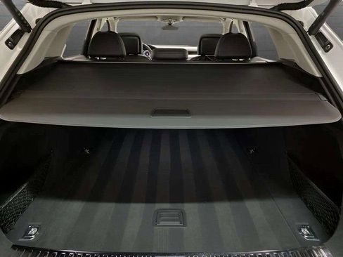 Used 2024 Audi Q8 e-tron Premium Plus w/ Premium Plus Package image 88