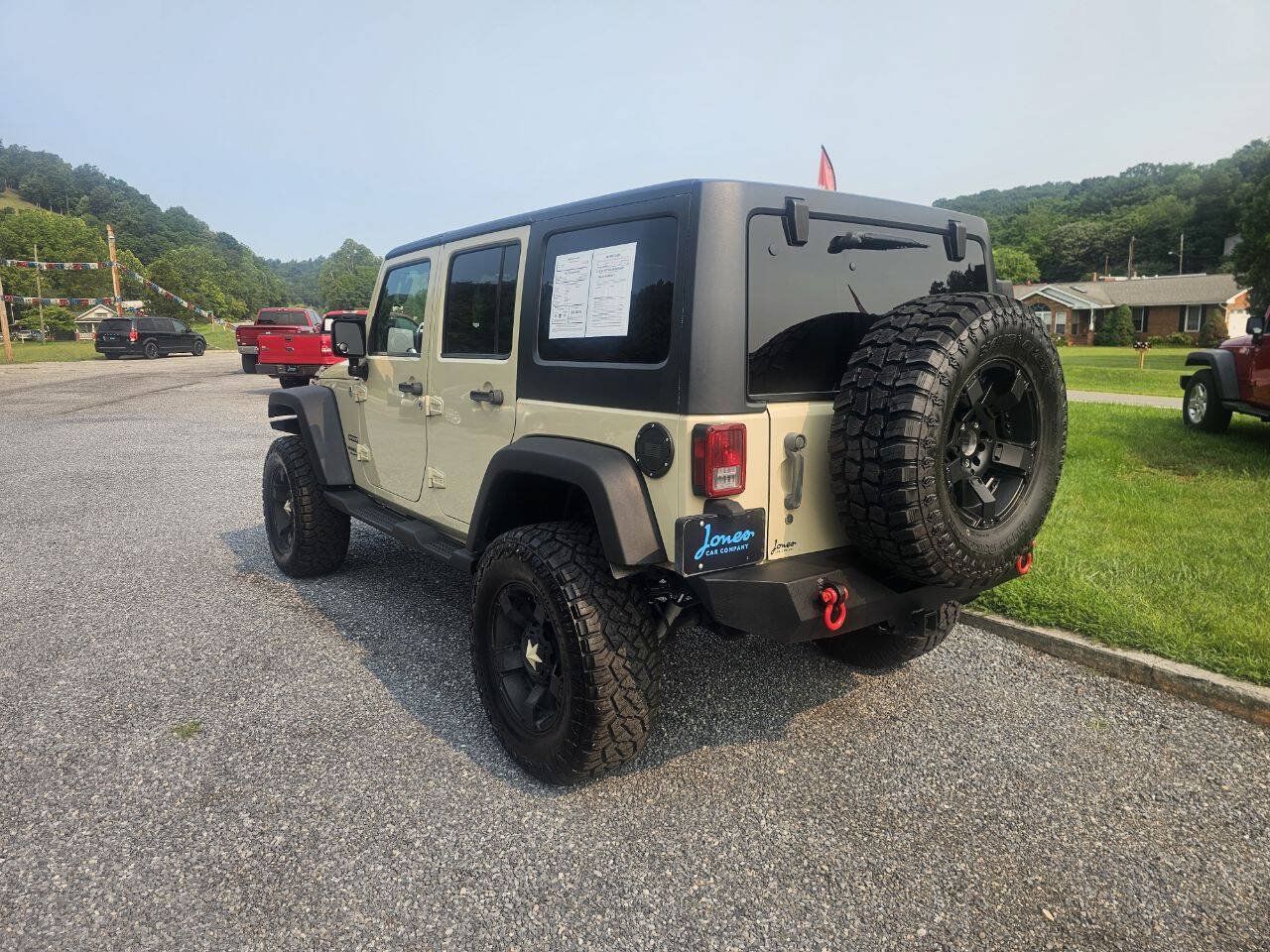 Used 2012 Jeep Wrangler Unlimited Sport AWD/4WD image 6
