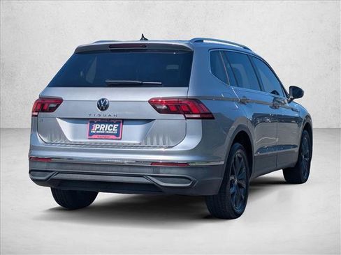 Used 2023 Volkswagen Tiguan SE FWD image 5