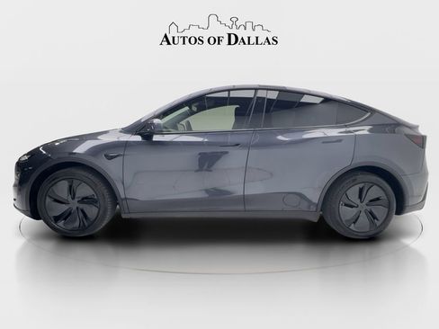 Used 2026 Tesla Model Y AWD image 5