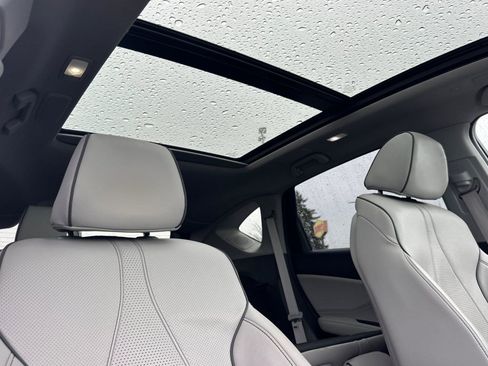 Used 2021 Acura RDX AWD w/ Advance Package image 17