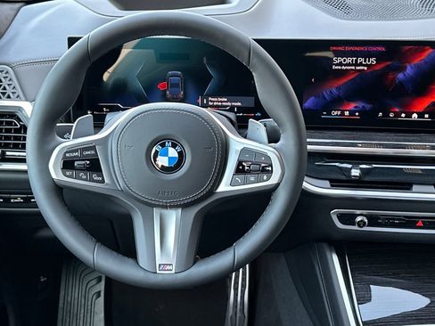 New 2026 BMW X6 xDrive40i image 11