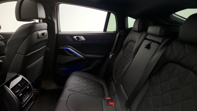Used 2026 BMW X6 xDrive40i w/ Climate Comfort Package AWD/4WD image 42