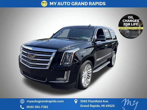 Used 2016 Cadillac Escalade Platinum AWD/4WD image 1