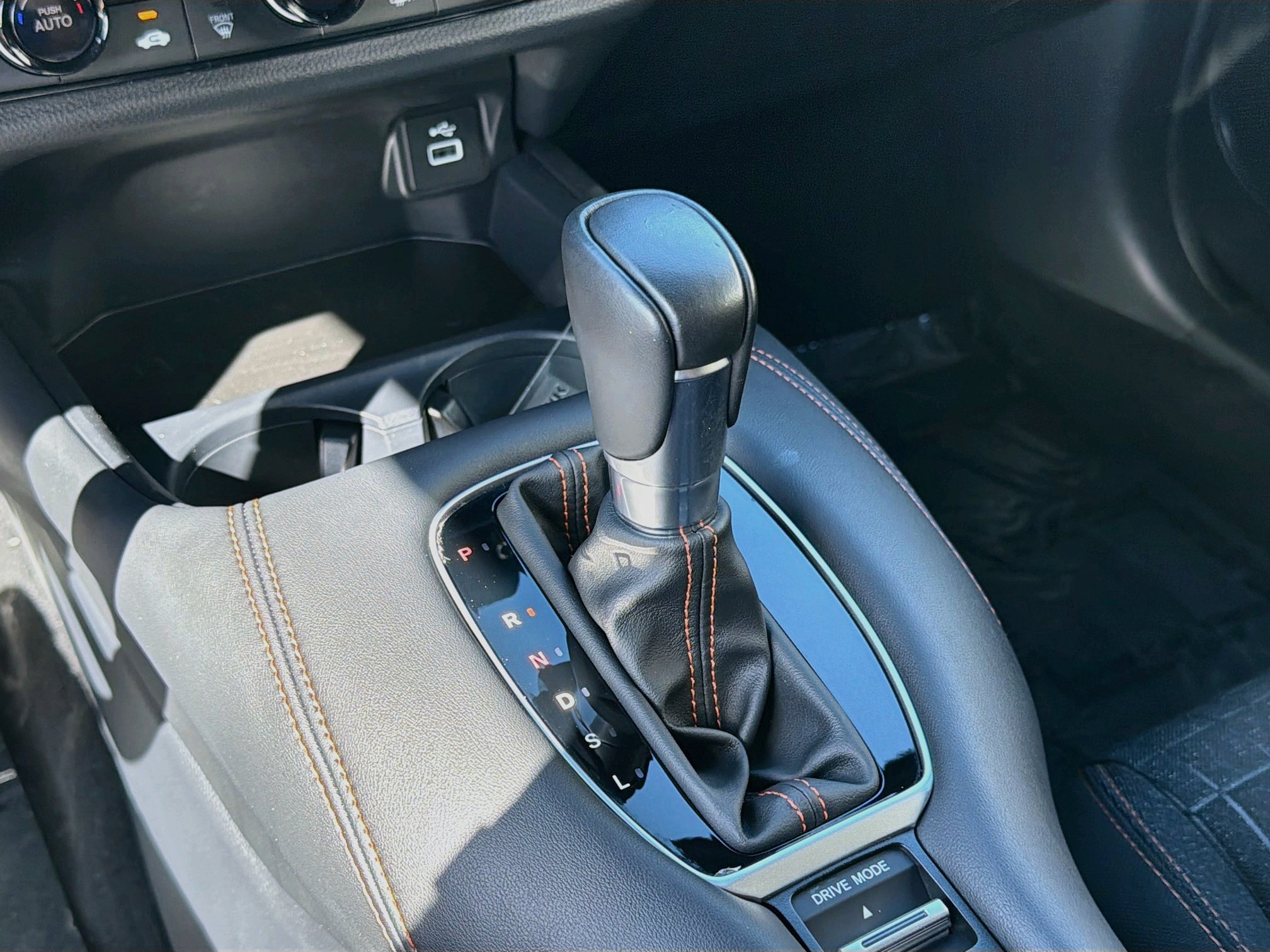 Certified 2025 Honda HR-V Sport image 15