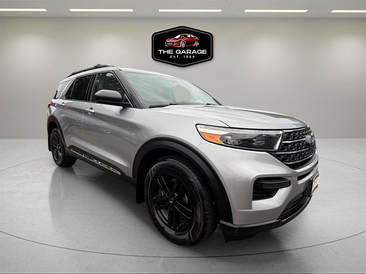 Used 2020 Ford Explorer XLT w/ Comfort Package AWD/4WD image 7