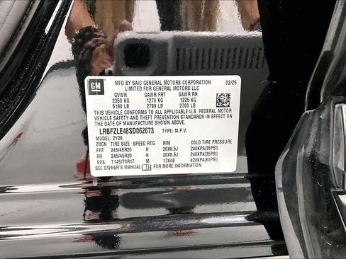Used 2025 Buick Envision Sport Touring AWD/4WD image 40