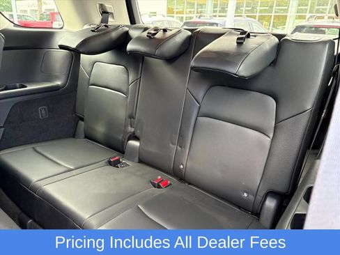 Certified 2023 Nissan Pathfinder SL w/ Black Appearance Package AWD/4WD image 21