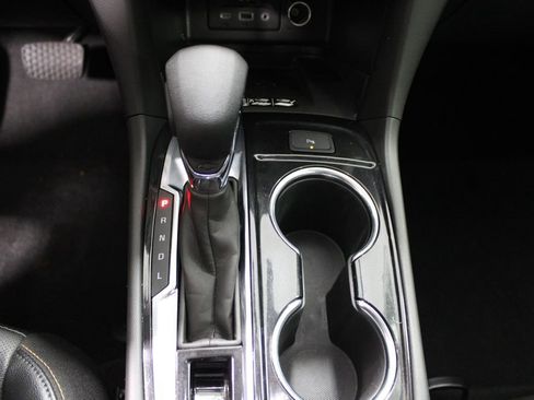 Used 2023 Chevrolet Equinox Premier FWD image 41