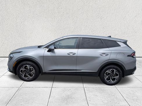 Used 2023 Kia Sportage LX FWD image 6