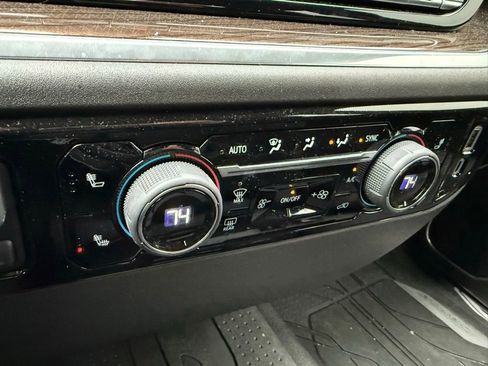 Used 2025 Chevrolet Silverado 1500 RST w/ Protection Package AWD/4WD image 14