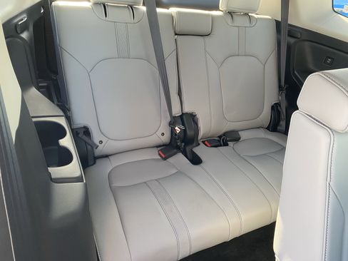 Certified 2025 Honda Pilot EX-L image 12