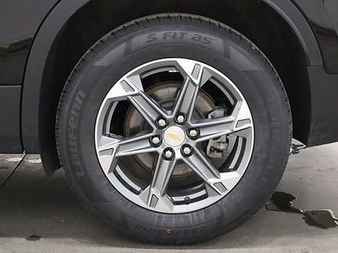 Used 2023 Chevrolet Blazer LT image 39