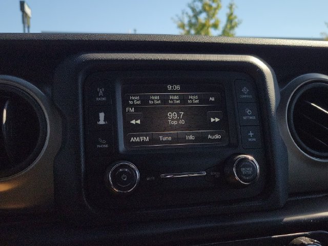 Certified 2018 Jeep Wrangler Unlimited Sport AWD/4WD image 24