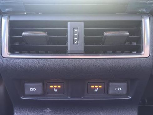 Used 2024 Lexus GX 550 AWD/4WD image 18
