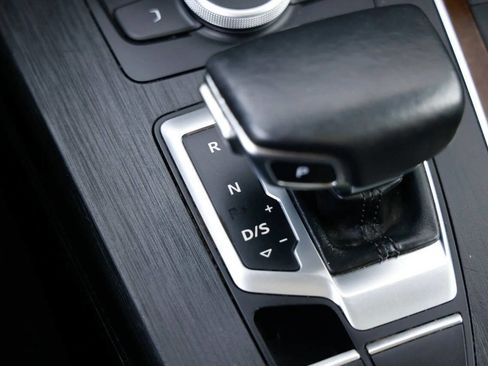 Used 2020 Audi Q5 2.0T Premium image 21