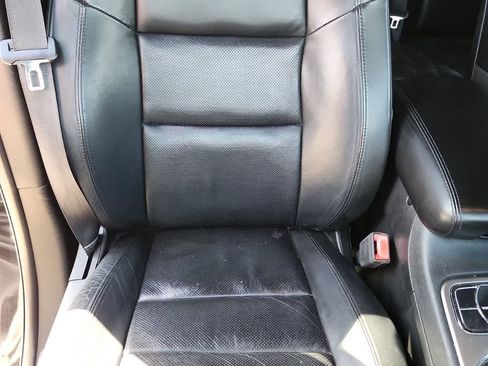 Used 2019 Jeep Grand Cherokee Limited w/ Luxury Group II image 18