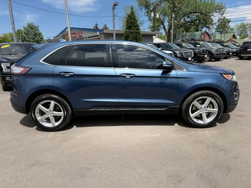 Used 2018 Ford Edge Titanium w/ Equipment Group 302A AWD/4WD image 10