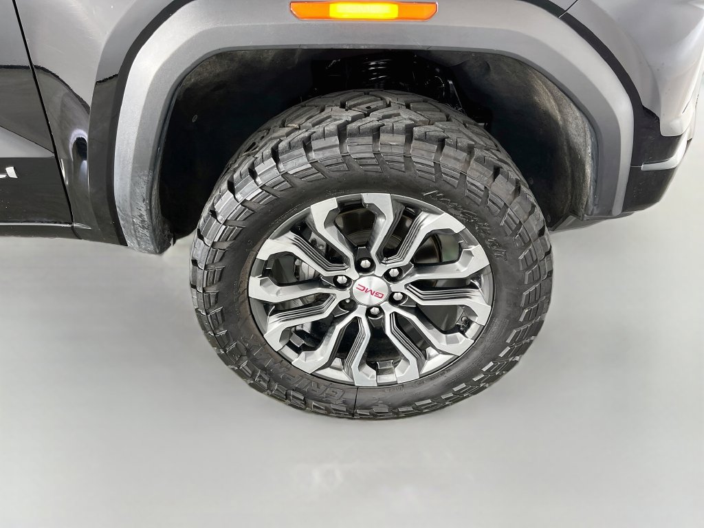 Used 2023 GMC Canyon Denali AWD/4WD image 36
