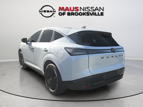 Used 2025 Nissan Murano SV FWD image 5