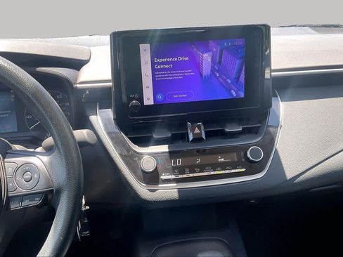 Used 2025 Toyota Corolla LE FWD image 7