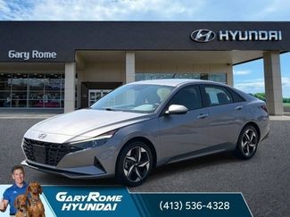 Certified 2023 Hyundai Elantra SEL w/ Convenience Package FWD video 1