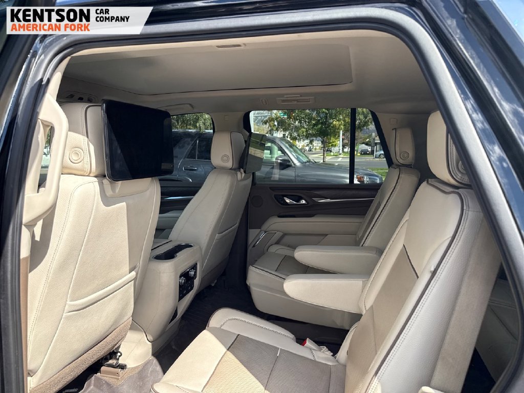 Used 2021 GMC Yukon Denali w/ Denali Ultimate Package AWD/4WD image 4