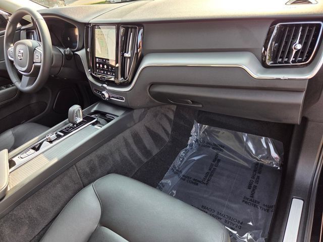 Certified 2024 Volvo XC60 T8 Core AWD/4WD image 19