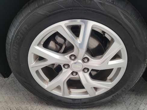 Used 2018 Chevrolet Equinox LT image 31