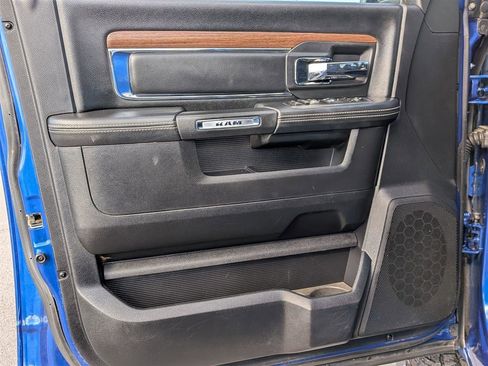 Used 2016 RAM 2500 Laramie w/ Convenience Group image 11