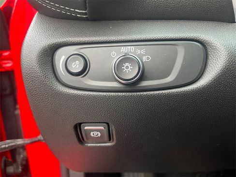 Used 2023 Chevrolet Blazer LT image 10