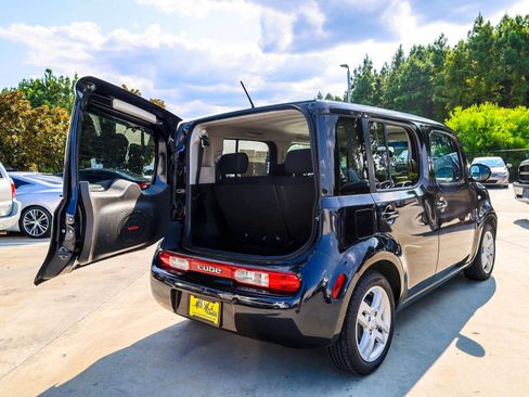 Used 2014 Nissan Cube 1.8 SL w/ SL Preferred Package FWD image 6