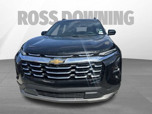 Used 2025 Chevrolet Equinox LT w/ Convenience Package II FWD image 2