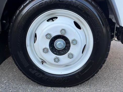 Used 2024 Isuzu NPR image 12