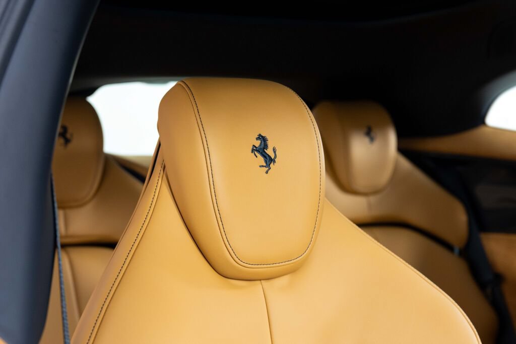 Used 2025 Ferrari Purosangue AWD/4WD image 53
