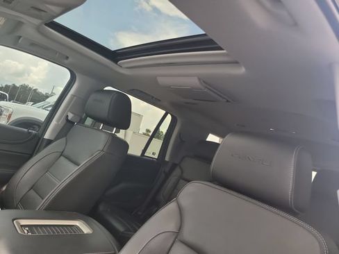 Used 2018 GMC Yukon Denali w/ Denali Ultimate Package RWD image 25