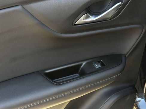 Used 2022 Chevrolet Blazer LT w/ Sound & Technology Package FWD image 23