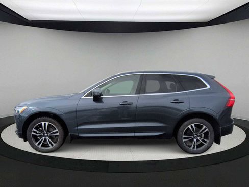 Used 2020 Volvo XC60 T5 Momentum image 5