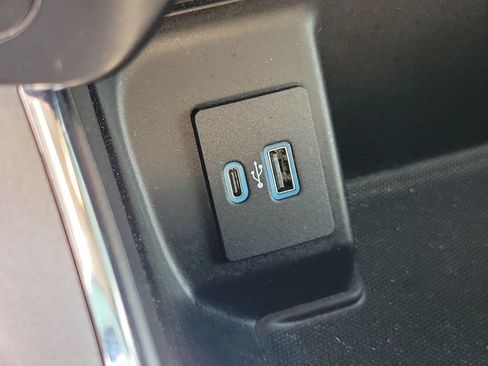 Used 2022 Ford F150 XLT w/ Equipment Group 302A High AWD/4WD image 27