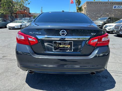 Used 2016 Nissan Altima 2.5 SV FWD image 6