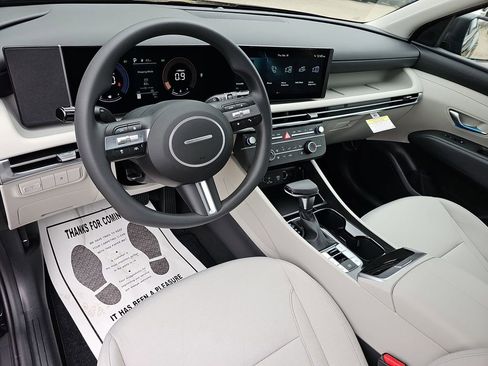 New 2026 Hyundai Tucson SE image 15