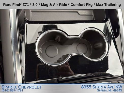 Used 2025 Chevrolet Tahoe Z71 w/ Z71 Off-Road Package AWD/4WD image 29