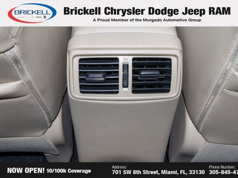 Used 2019 Nissan Rogue SL w/ Premium Package image 19