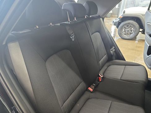 New 2026 Hyundai Venue SE FWD image 11