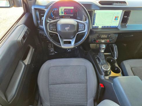 Used 2023 Ford Bronco Outer Banks image 10
