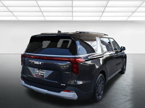 Used 2026 Kia Carnival EX FWD image 8