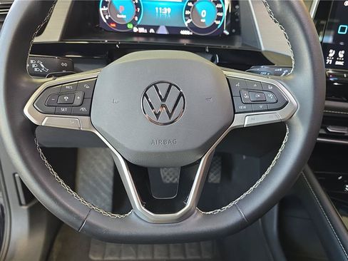 Used 2024 Volkswagen Atlas Cross Sport SE AWD/4WD image 26